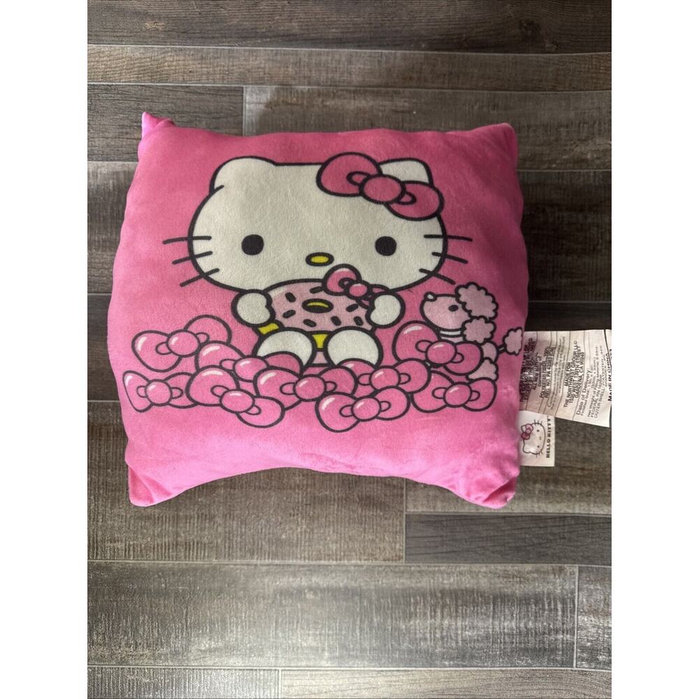 Sanrio Travel Cloud‎ Throw Pillow 13in Hello Kitty